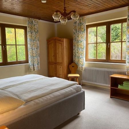Haus Lindenhofer Apartamento Emmersdorf an der Donau Quarto foto