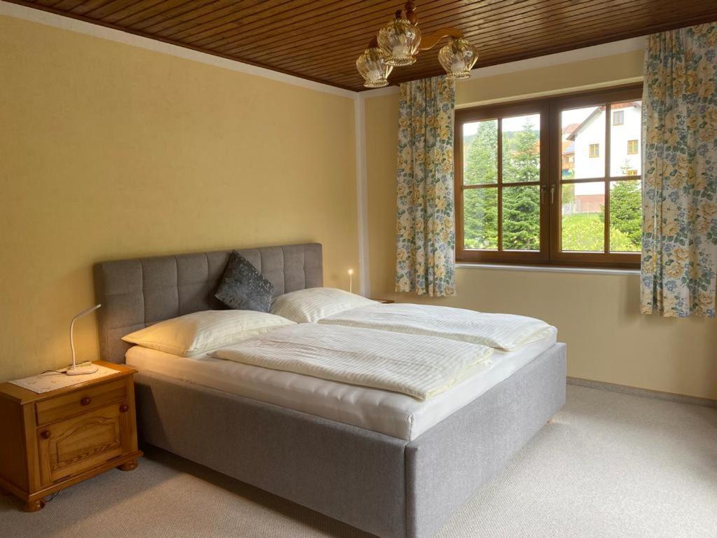 Haus Lindenhofer Apartamento Emmersdorf an der Donau Quarto foto